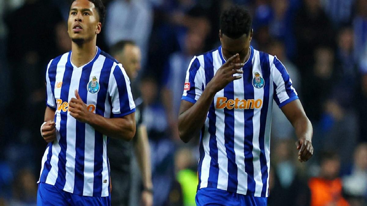 Benfica yenilgisi sonrası Porto’ya görülmemiş ceza!