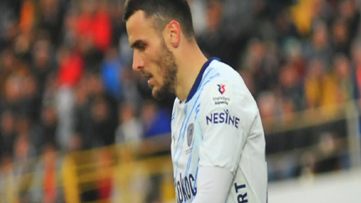 Beşiktaş derbisinde yok! Filip Kostic, cezalı duruma düştü