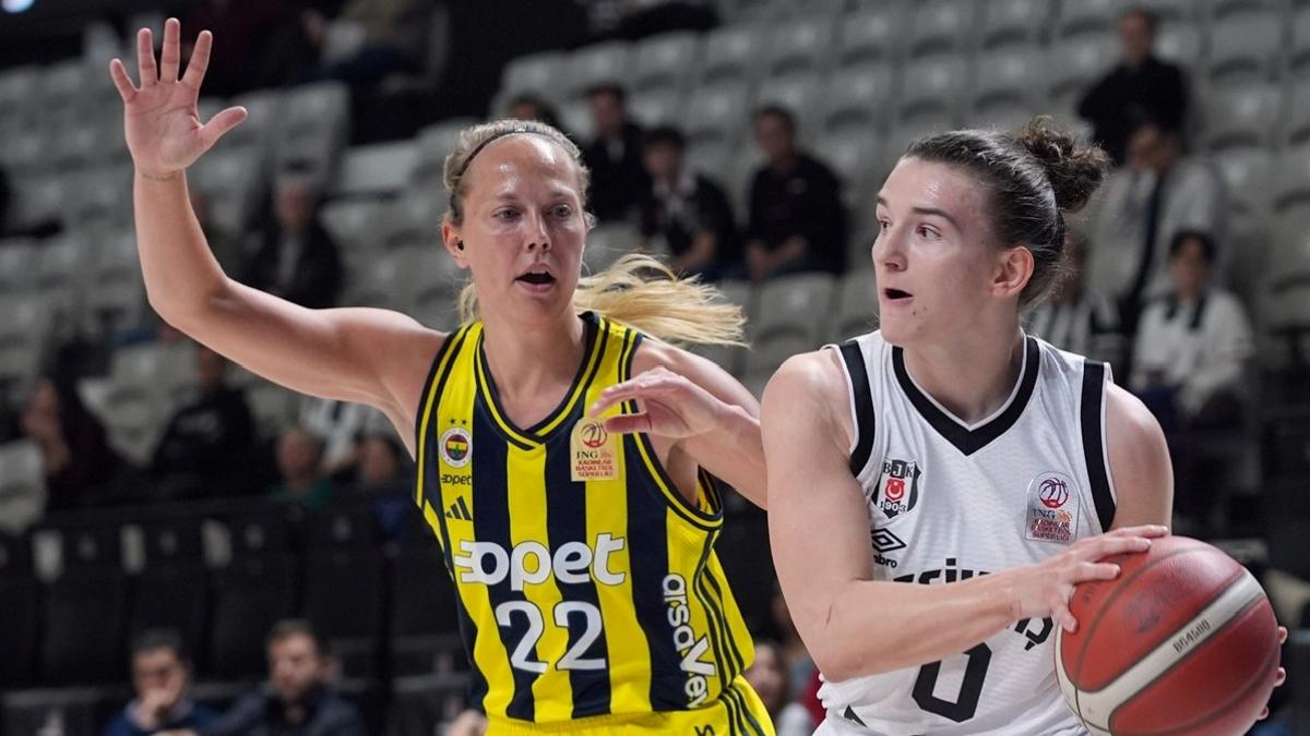 Beşiktaş’ı deviren Fenerbahçe, finale çıktı