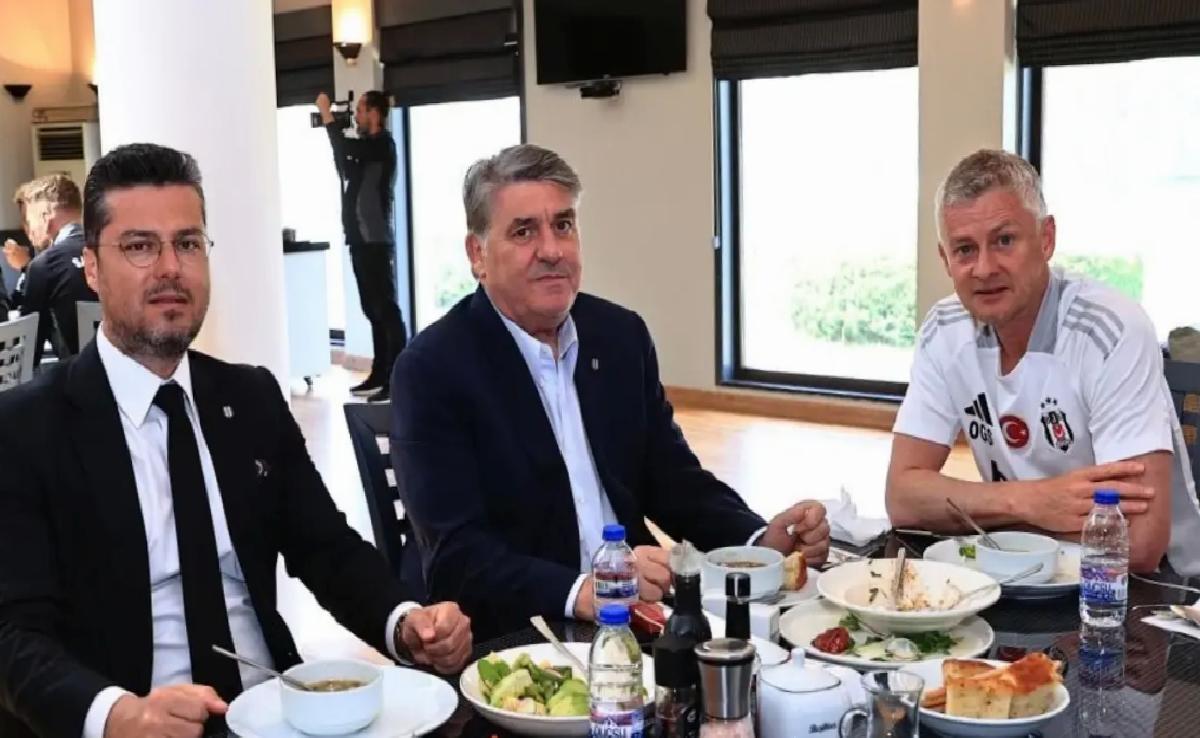 Beşiktaş’ta Başkan ve Teknik Ekibin Toplantısı