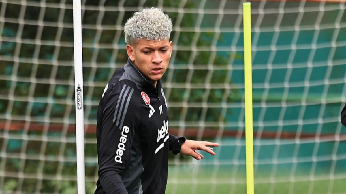 Beşiktaş’ta Elan Ricardo sakatlandı