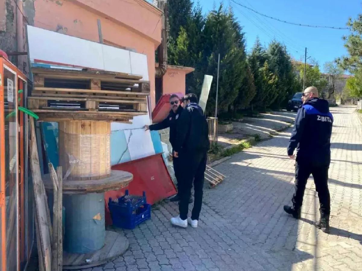 Bilecik Belediyesi Zabıta Ekipleri Kaldırım İhlallerine Karşı Denetim Başlattı