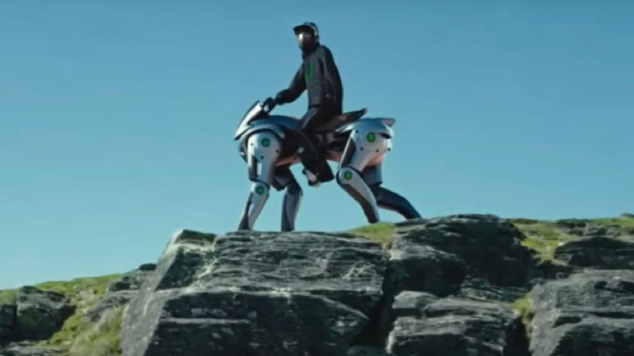 Binilebilir robot at: Kawasaki Corleo