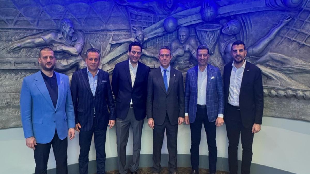 Boks Federasyonu Başkanı Suat Hekimoğlu’ndan Fenerbahçe Başkanı Ali Koç’a ziyaret