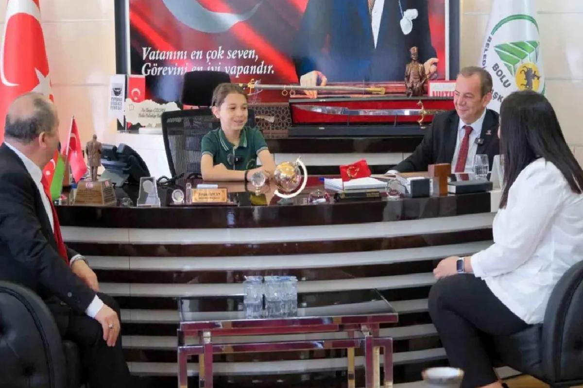 Bolu’da 23 Nisan Coşkusu: Çocuk Başkan Ali Ömer İbar, Koltuğu Devraldı