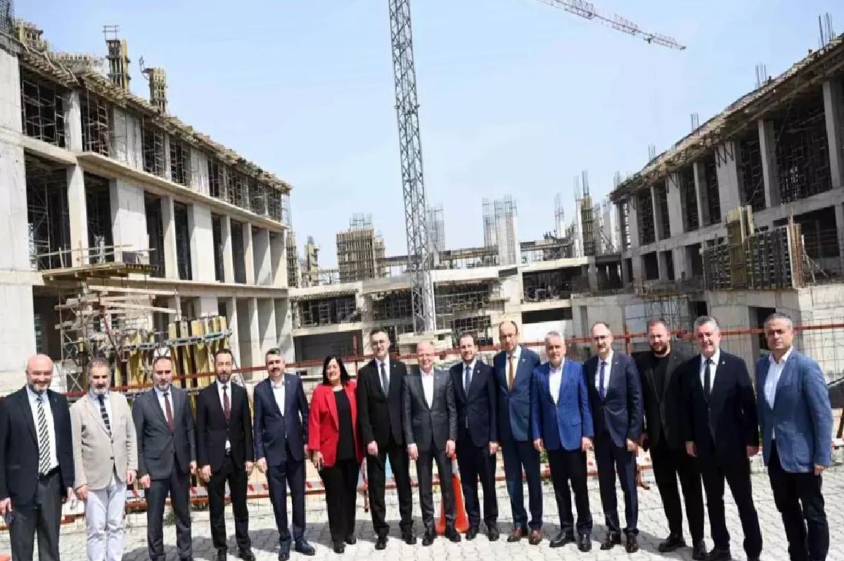 Bursa Teknik Üniversitesi’nde Yeni Yurt ve Fakülte İnşaatları İncelendi