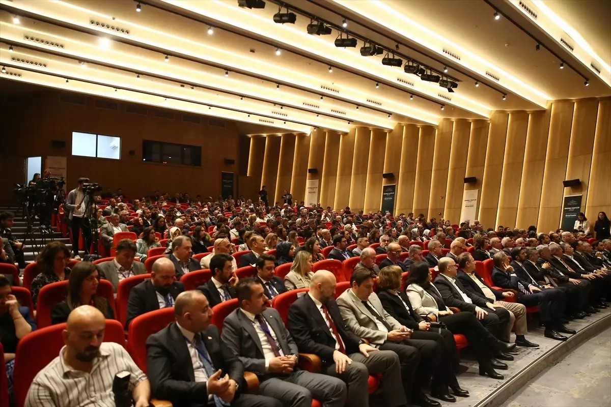 Bursa’da “Dirençli Kentler Zirvesi” düzenlendi
