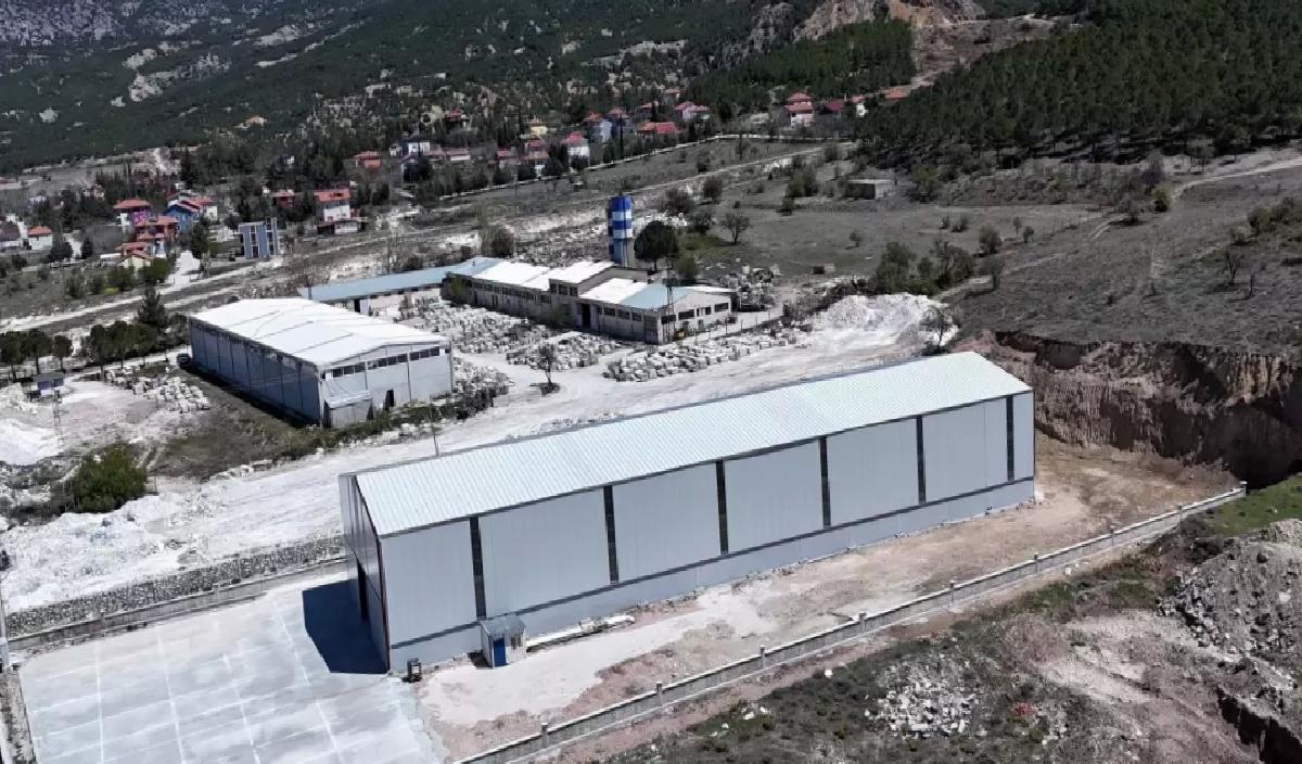 BUTSO Başkanı’nın Kaçak Deposu Mühürlendi