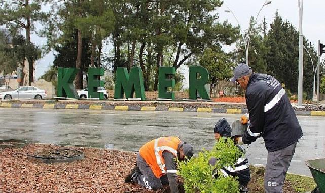 Büyükşehir’den Kemer’de peyzaj çalışması
