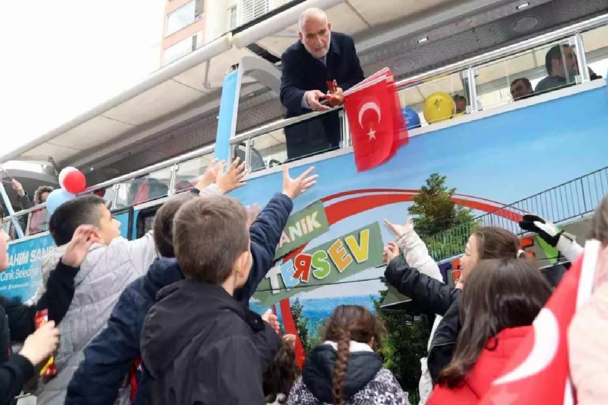Canik’te 23 Nisan coşkusu