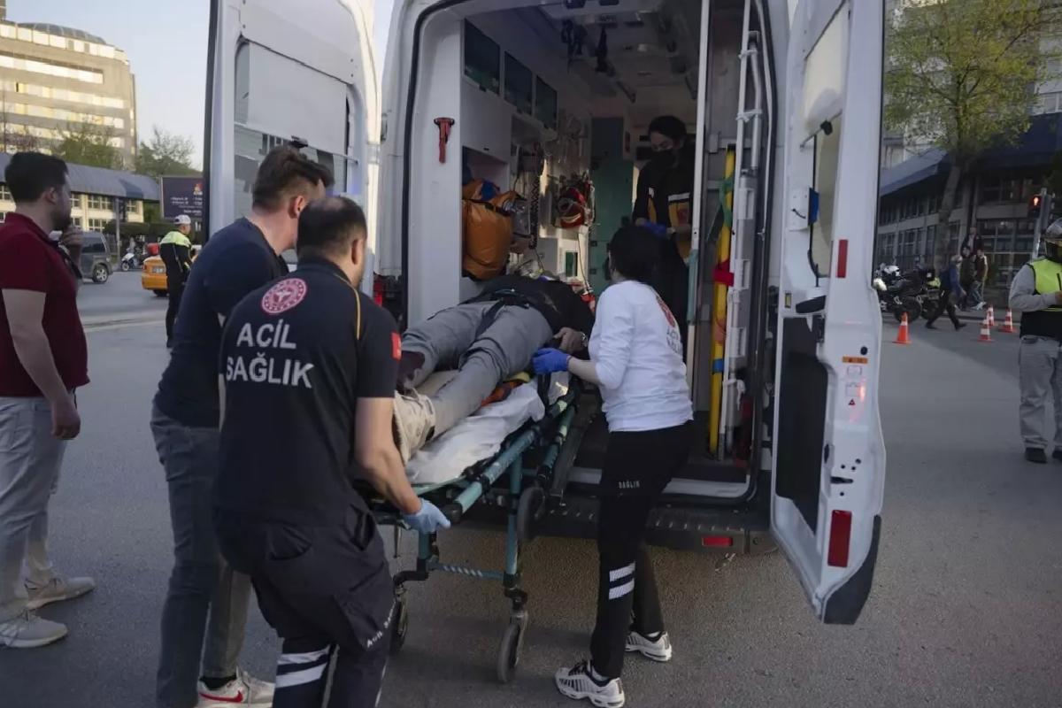 Çankaya’da Motosiklet ve Otomobil Kazası