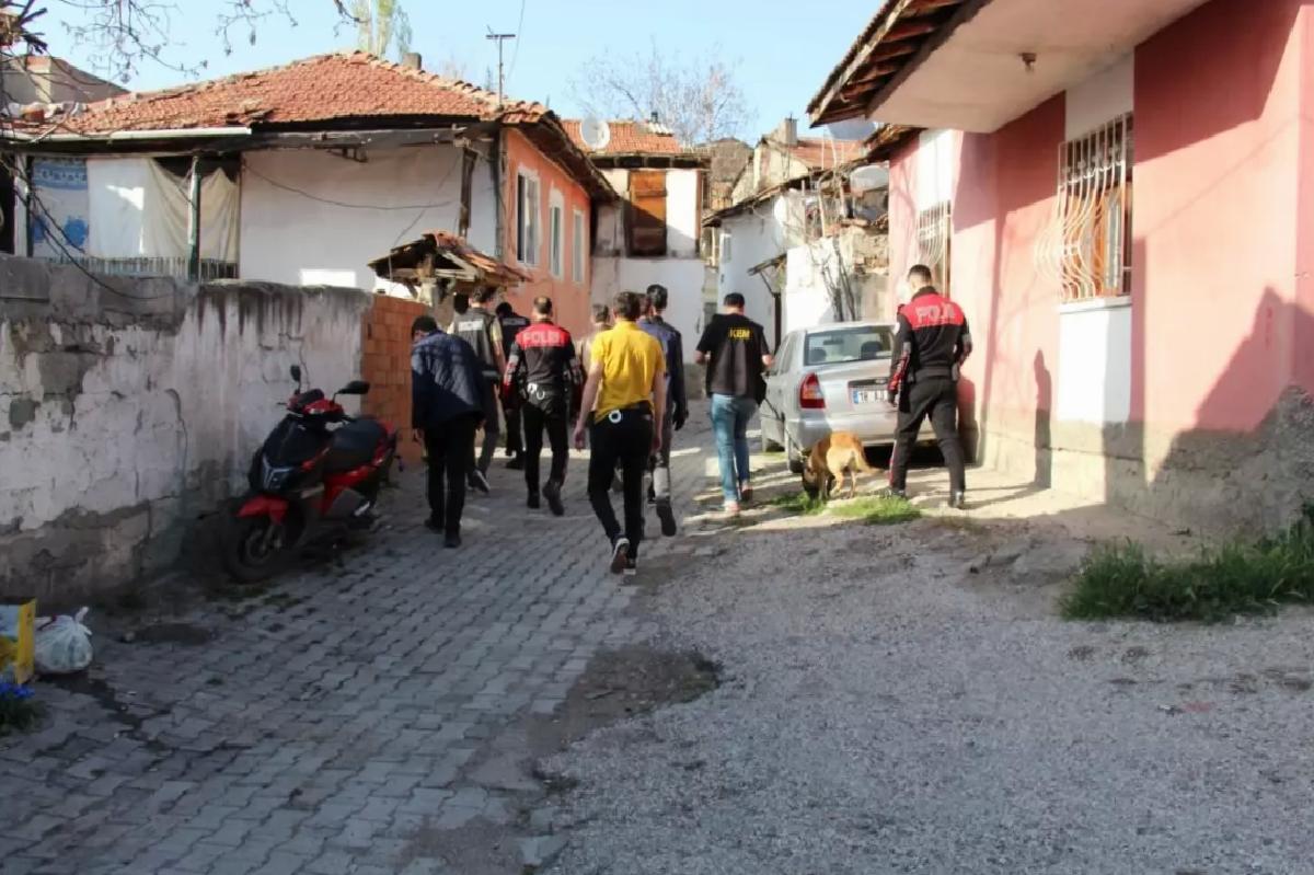 Çankırı’da Uyuşturucu Operasyonu: 6 Gözaltı