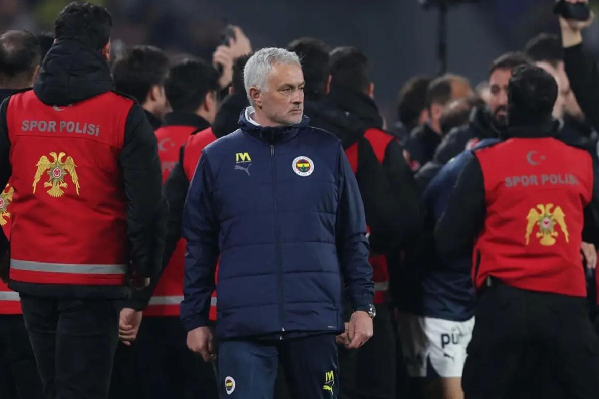 Canlı yayında duyurdu! Brezilya Milli Takımı Mourinho’yu istiyor