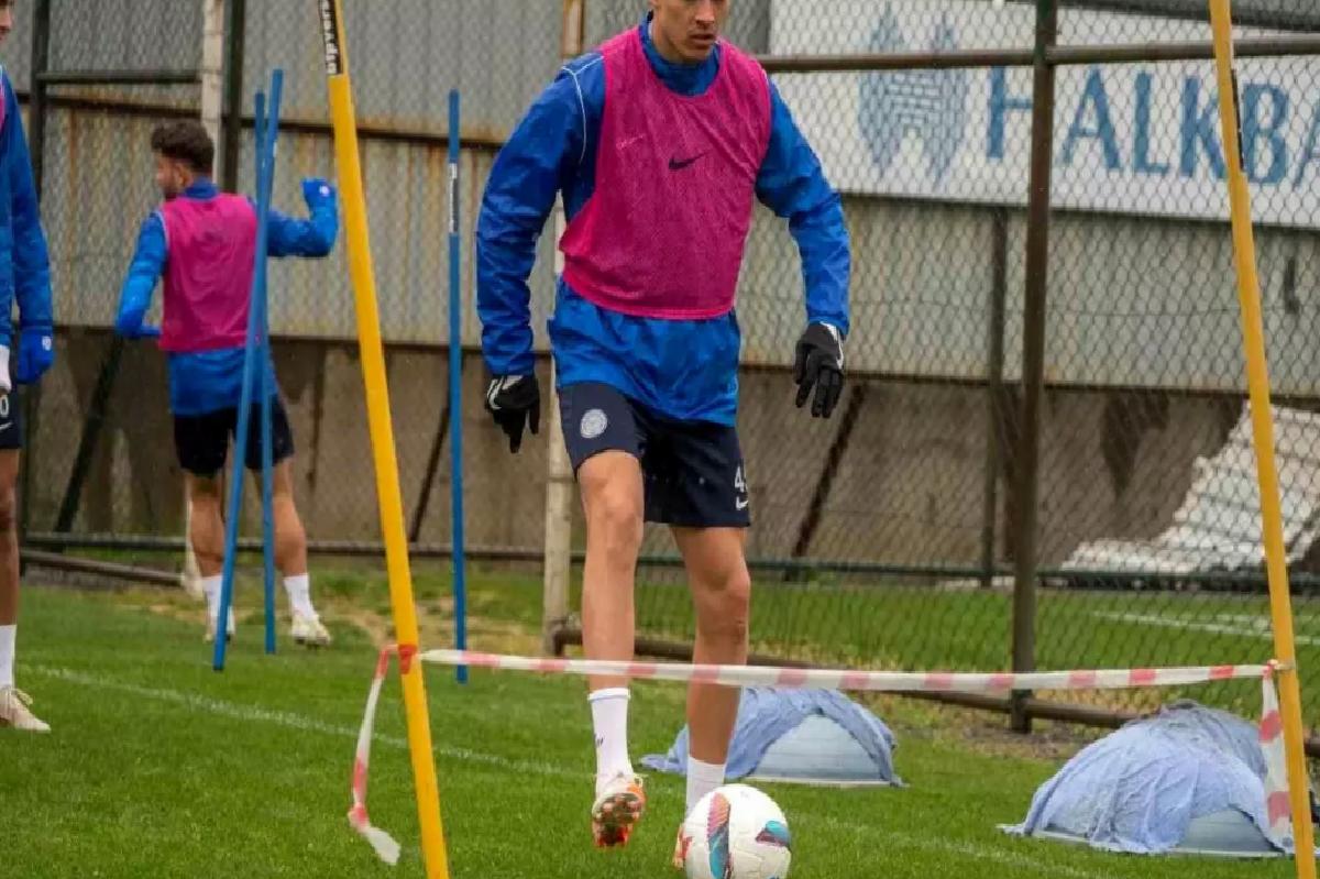 Çaykur Rizespor Trabzonspor Maçına Hazırlanıyor