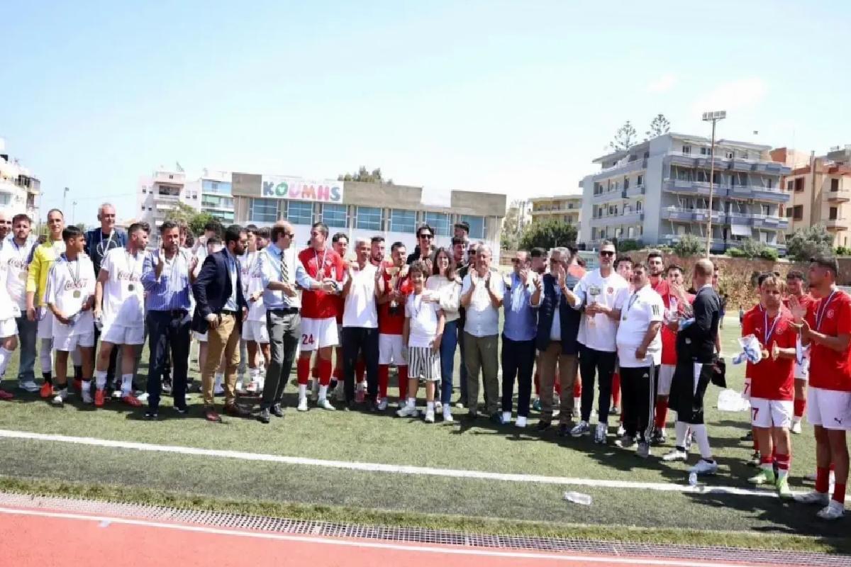 Çeşme ve Sakız Adası U16 Futbol Takımları Dostluk Maçı Düzenledi