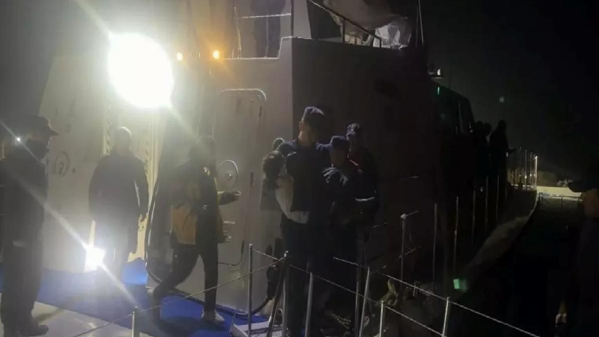 Çeşme’de 18 Kaçak Göçmen Yakalandı
