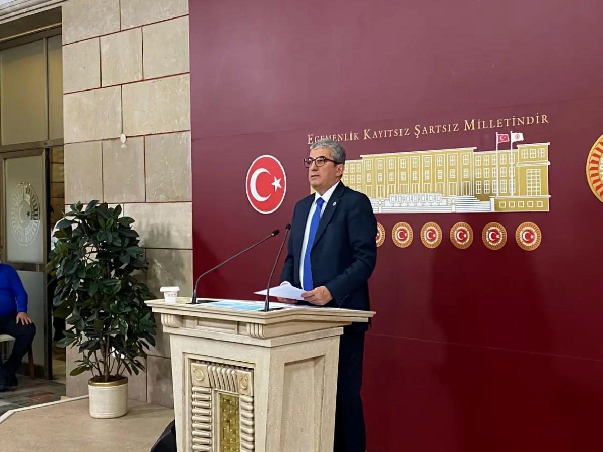 CHP’den Ekonomik ve Deprem Ciddiyeti Vurgusu