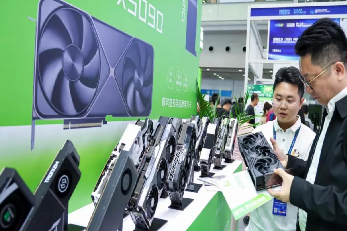 Çin Elektronik Bilgi Fuarı Shenzhen’de Başladı