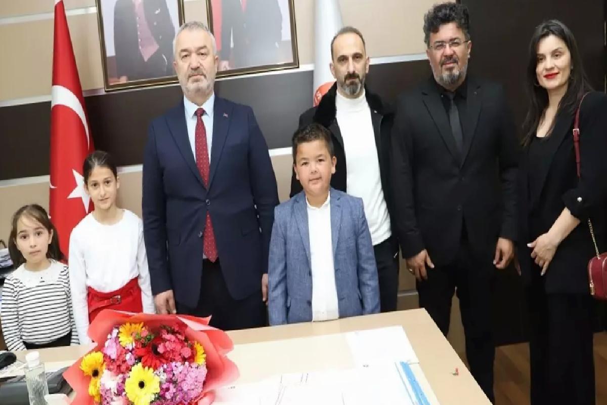 Çocuklar Başkan Oluyor!