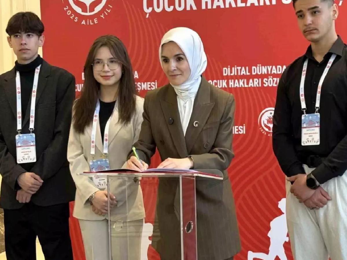 Çocuklar için Dijital Sözleşme İmza Altına Alındı
