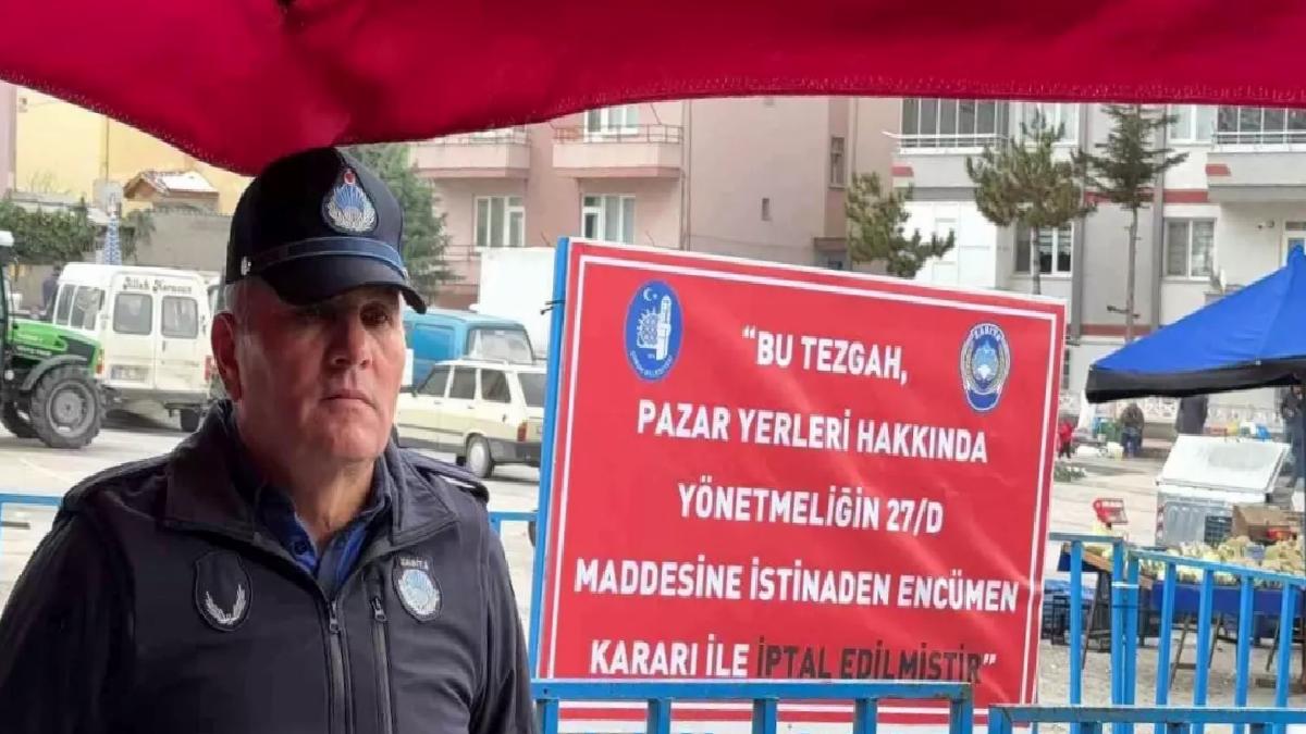 Çorum’da Pazarcının Domatesleri Çöpe Döktüğü İçin Satış Alanı İptal Edildi