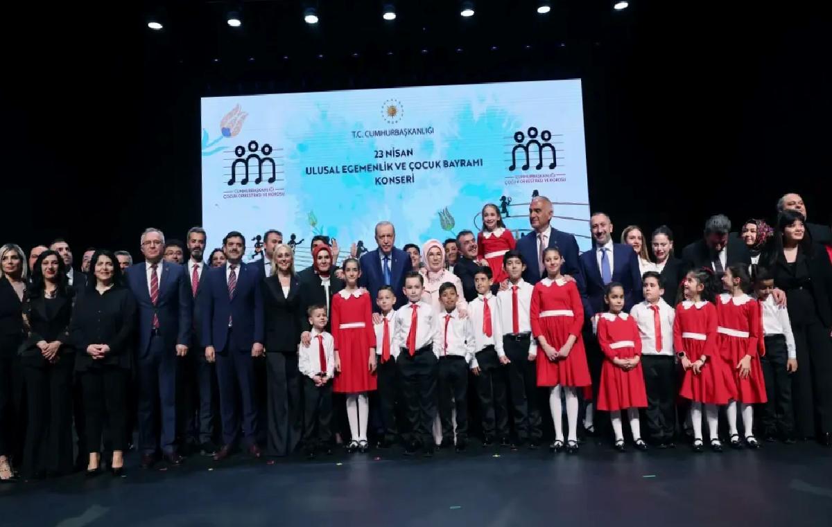 Cumhurbaşkanı Erdoğan 23 Nisan Konserini Dinledi