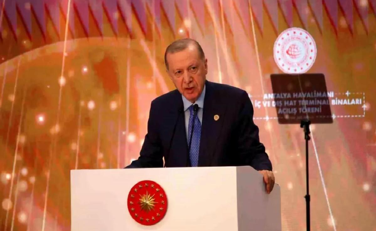 Cumhurbaşkanı Erdoğan: “Batı karşısında eğilip bükülenler, el pençe divan duranlar bizim bu dik duruşumuzu anlayamaz”