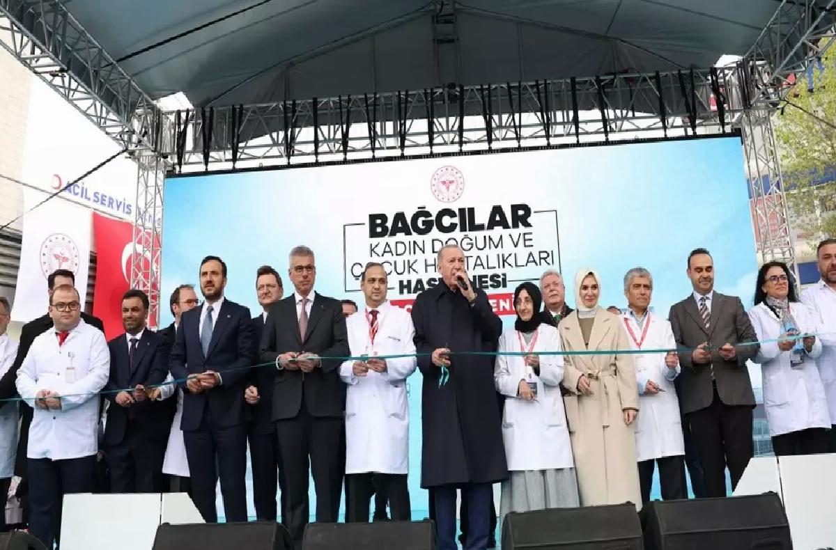 Cumhurbaşkanı Erdoğan: “Bugün tam 2 milyon 840 binin üzerinde vatandaşımıza evde sağlık hizmeti veriyoruz.”