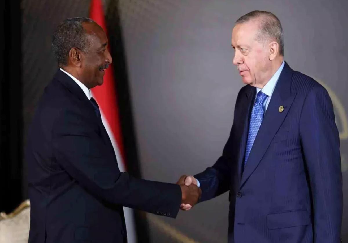 Cumhurbaşkanı Erdoğan, Sudan Egemenlik Konseyi Başkanı Ek Burhan ile görüştü