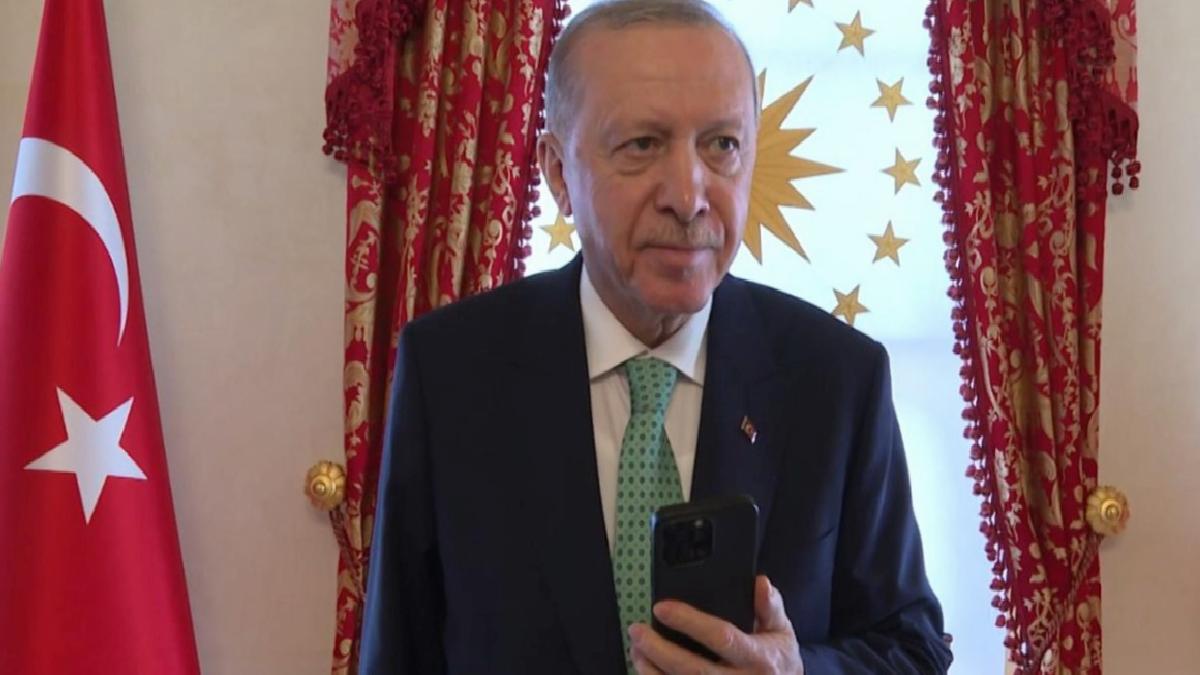 Cumhurbaşkanı Erdoğan, Trabzonspor’u telefonla tebrik etti