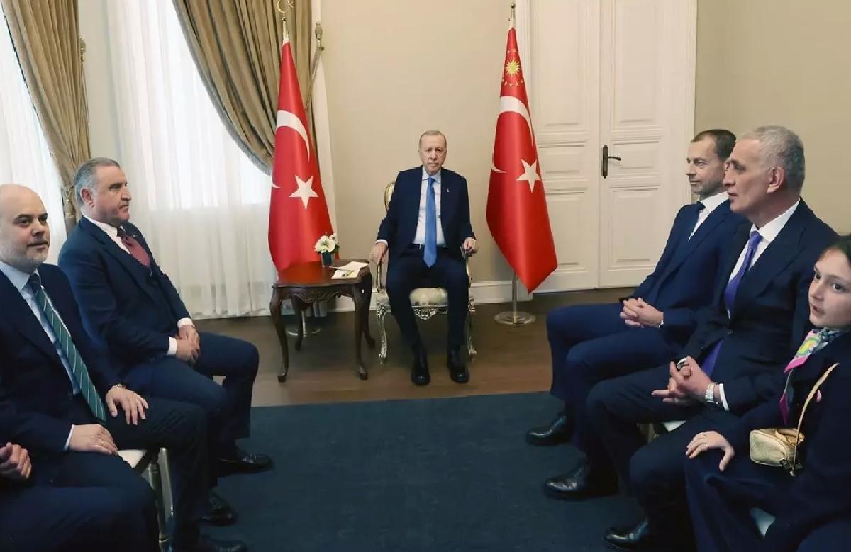 Cumhurbaşkanı Erdoğan, UEFA Başkanı Ceferin’i kabul etti