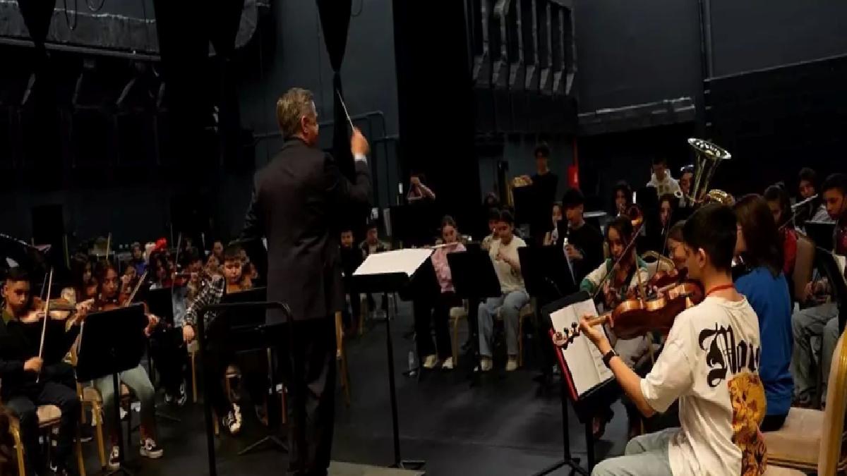 Cumhurbaşkanlığı Çocuk Orkestrası ve Korosu, ilk konserini 23 Nisan’da verecek
