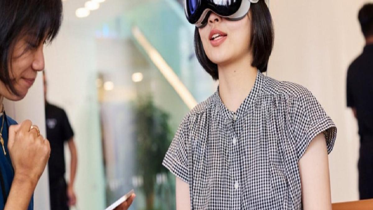 Daha ucuz ve daha hafif bir Apple Vision Pro geliyor