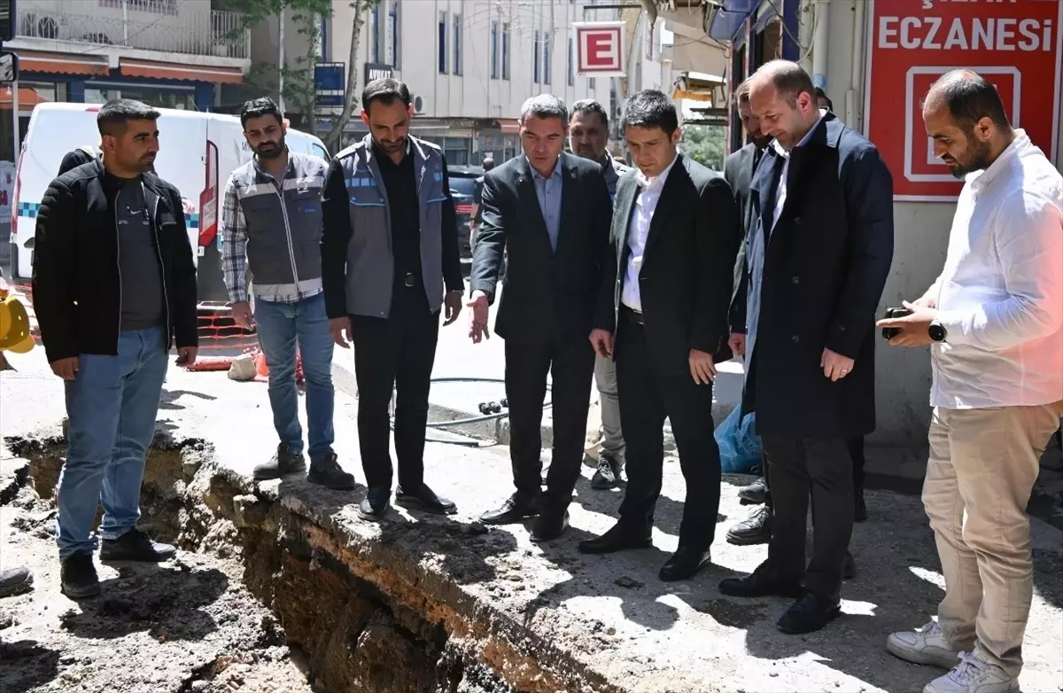 Derik’te Doğalgaz Çalışmaları Başladı