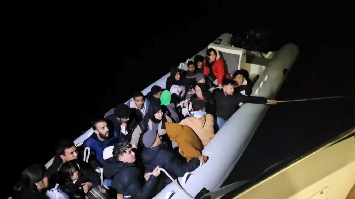 Didim’de 14 Düzensiz Göçmen Kurtarıldı