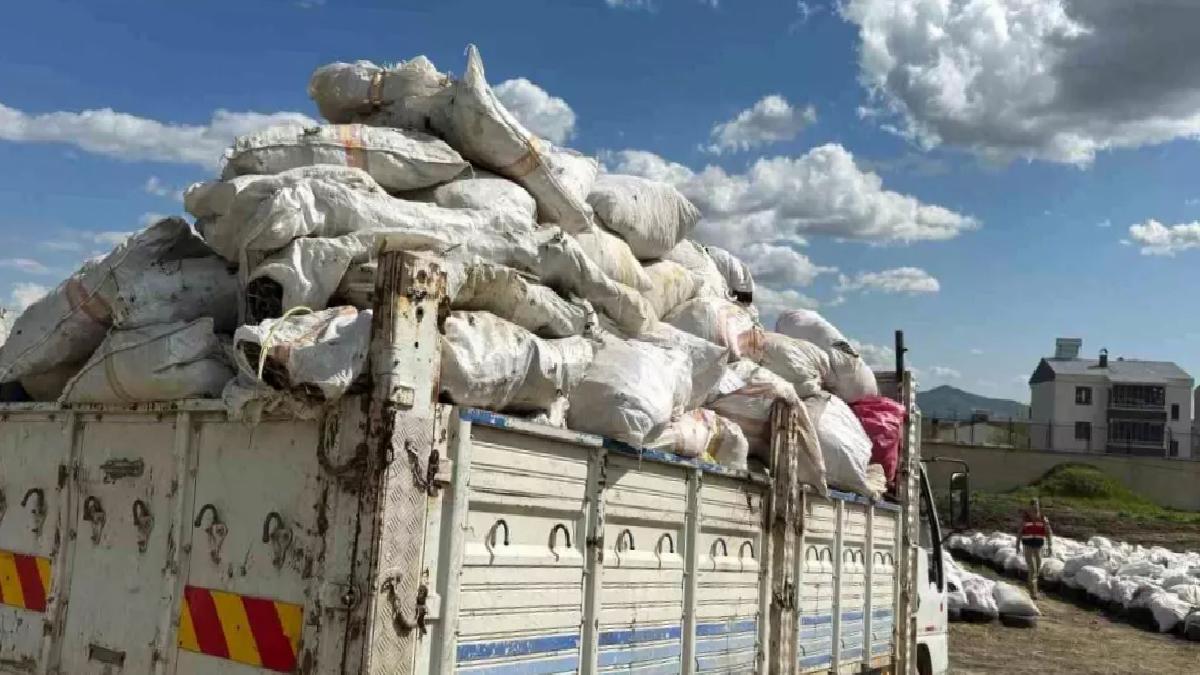 Diyarbakır’da 20 Ton Esrar İmha Edildi