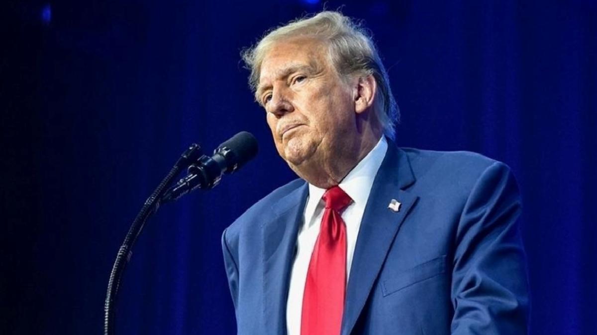 Donald Trump kömür üretimine yönelik kararnameye imza attı