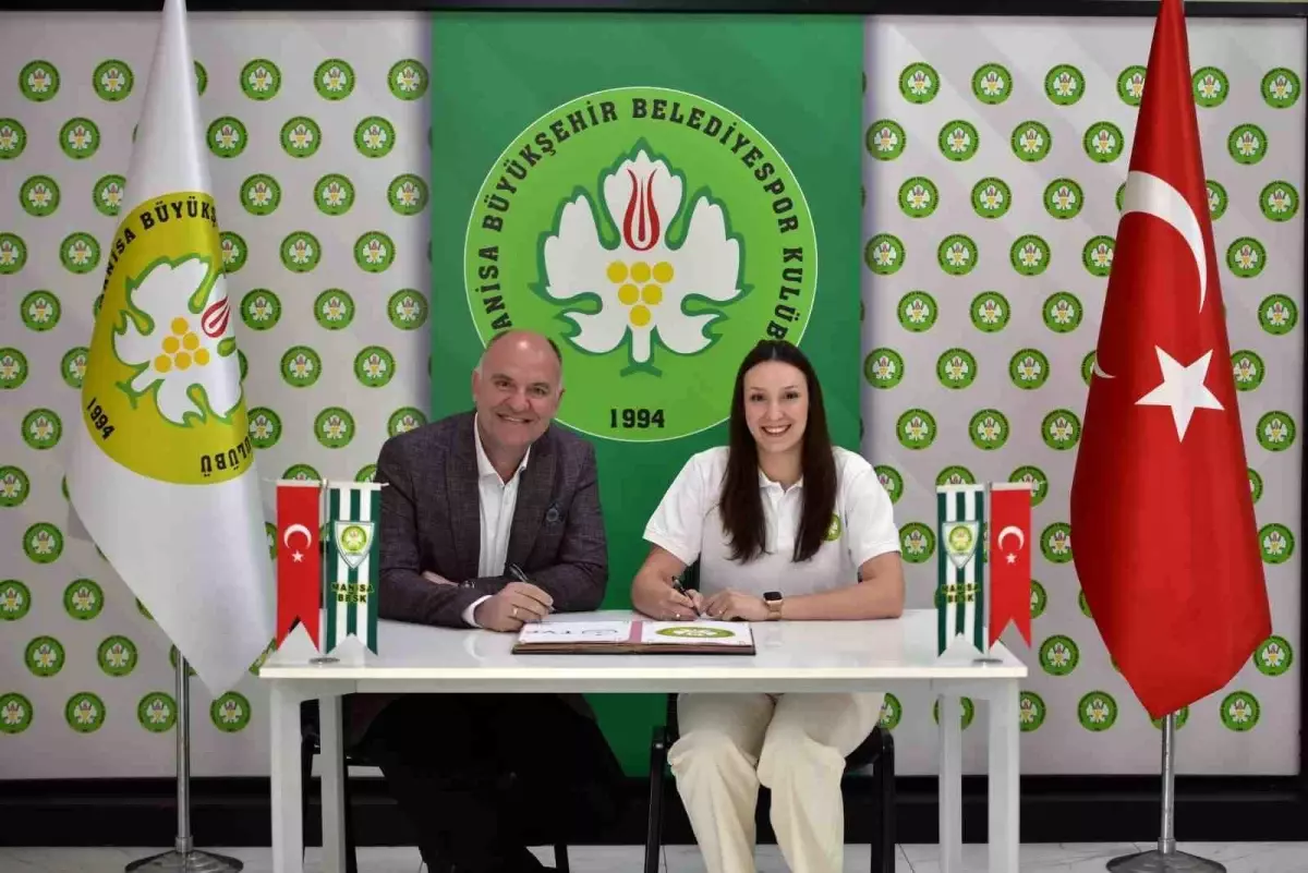 Duygu Güncü Manisa BBSK’ya Döndü