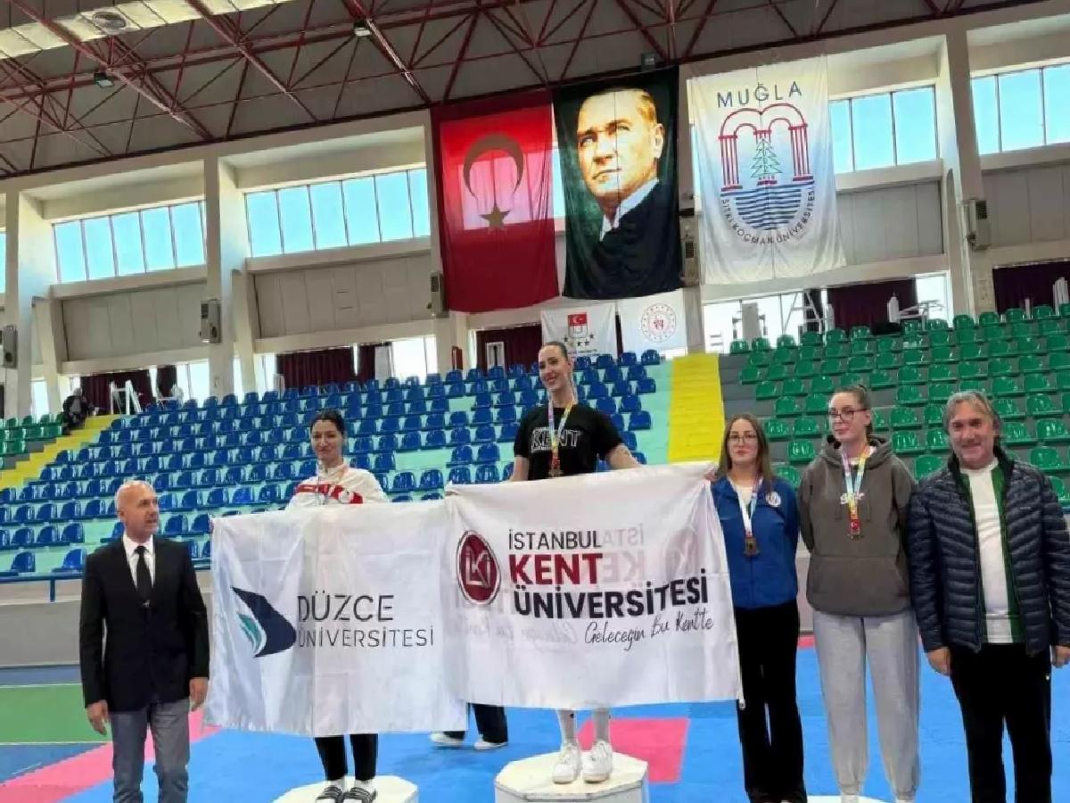 Düzce Üniversitesi Tekvando Şampiyonası’nda Başarılar Elde Etti