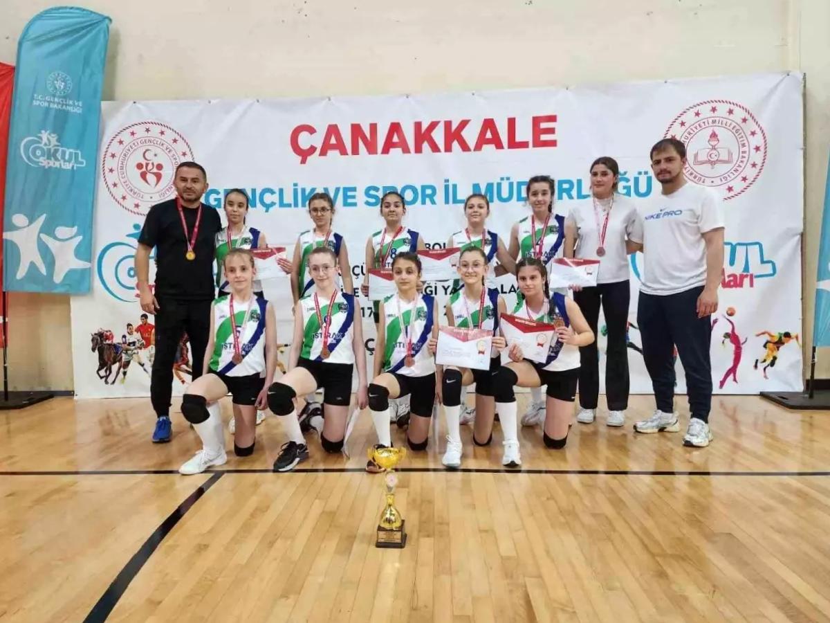 Düzce’nin Voleybolcuları Tarih Yazdı