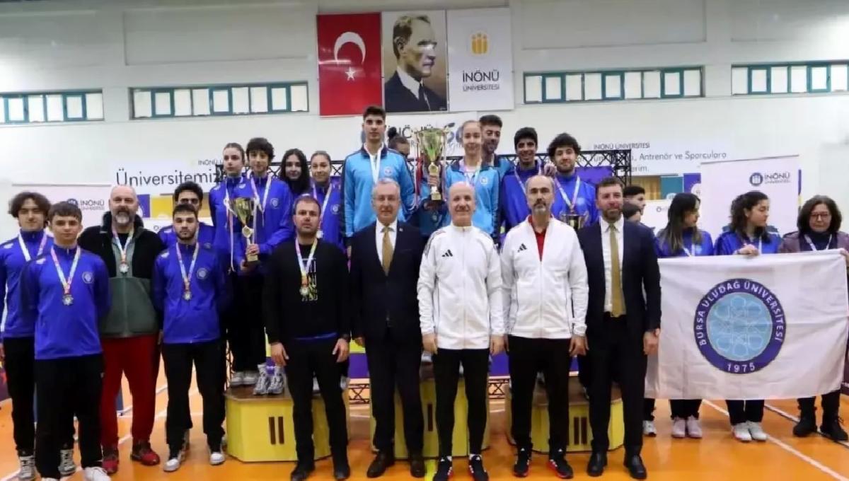 EBYÜ Badminton Takımı 9. Kez Şampiyon