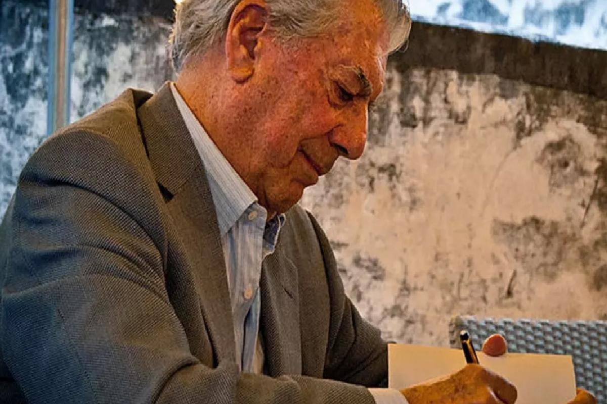 Edebiyat dünyasının acı kaybı! Ölüm haberini oğlu duyurdu