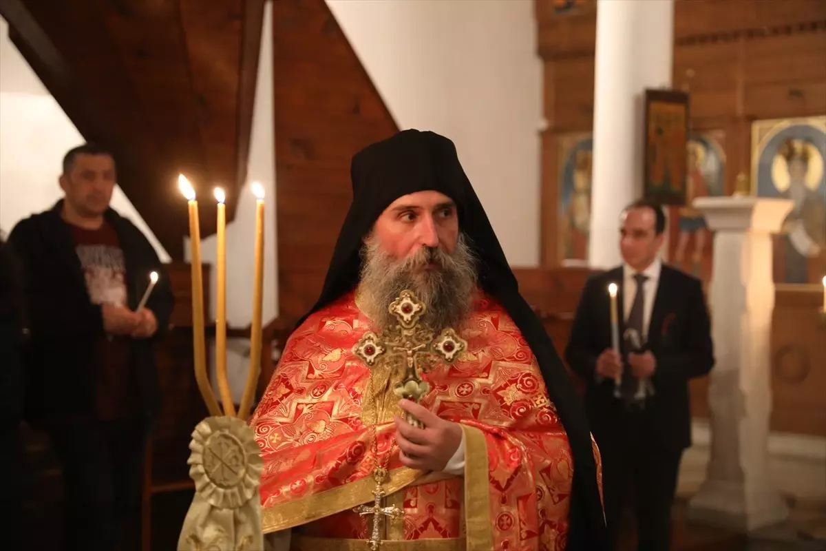 Edirne’de Paskalya Ayini Yapıldı