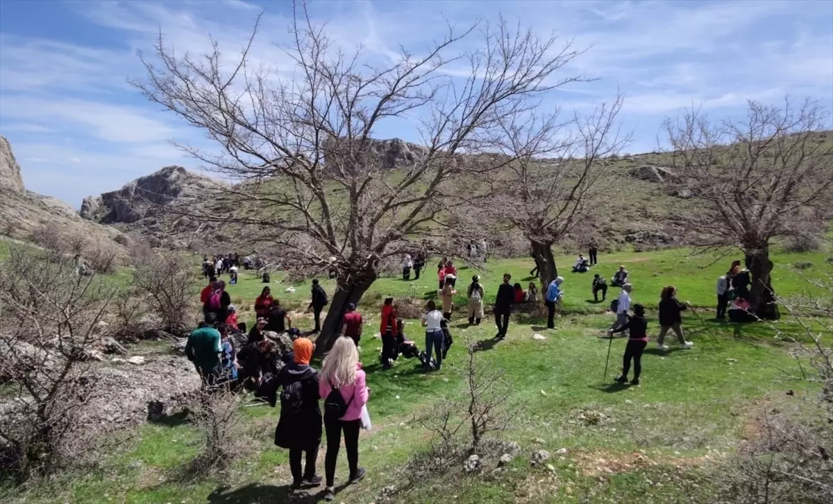 Elazığ’da Doğa Yürüyüşü
