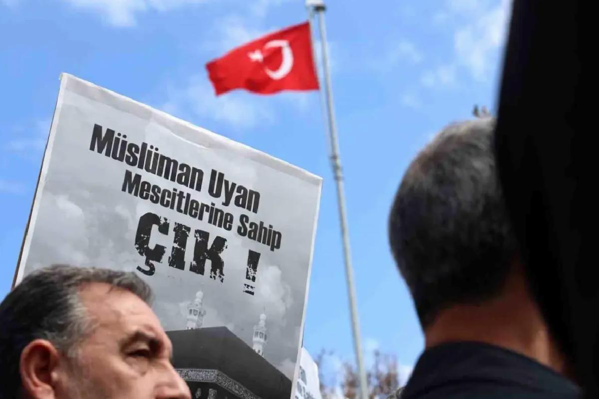 Elazığ’da Gıyabi Cenaze Namazı