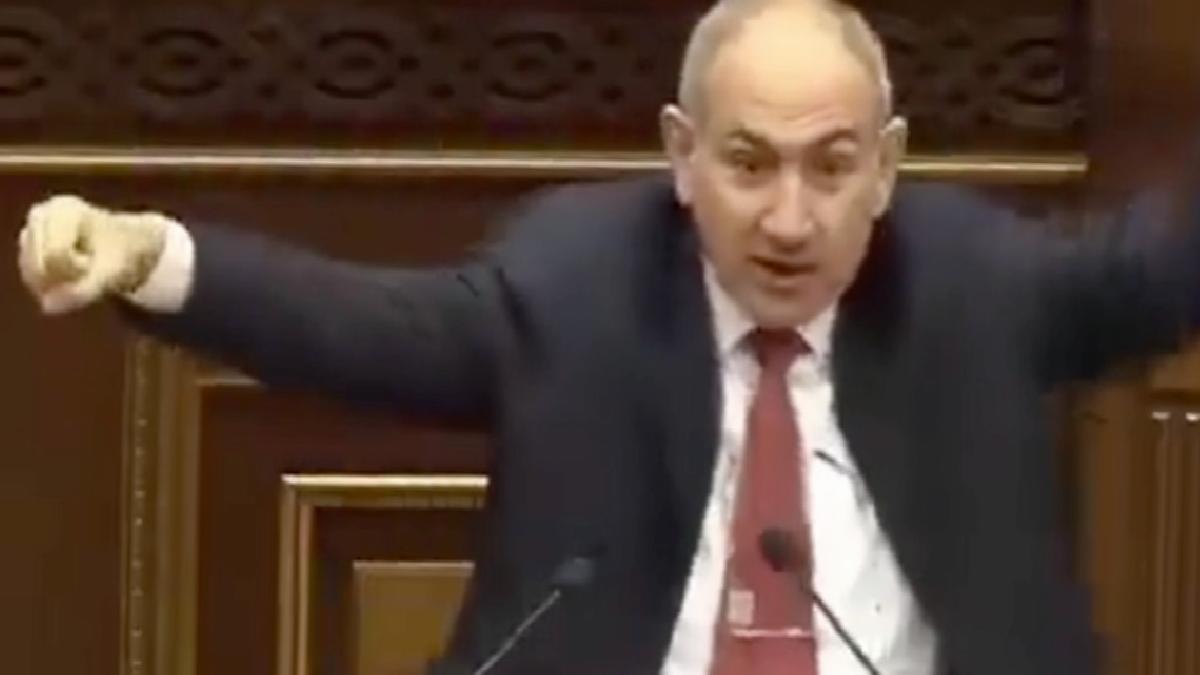 Ermenistan Başbakanı Paşinyan’dan ilginç hareketler