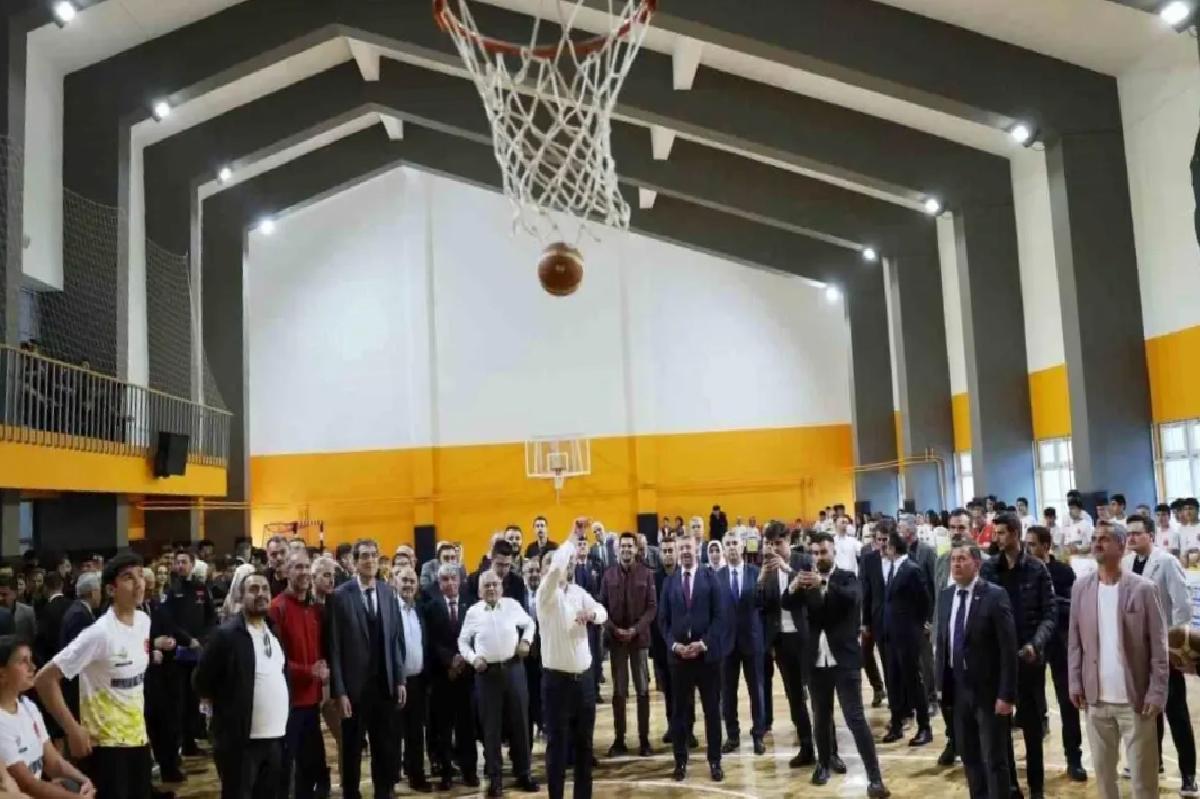 ERVA Spor Okulları’nın 52.’si açıldı