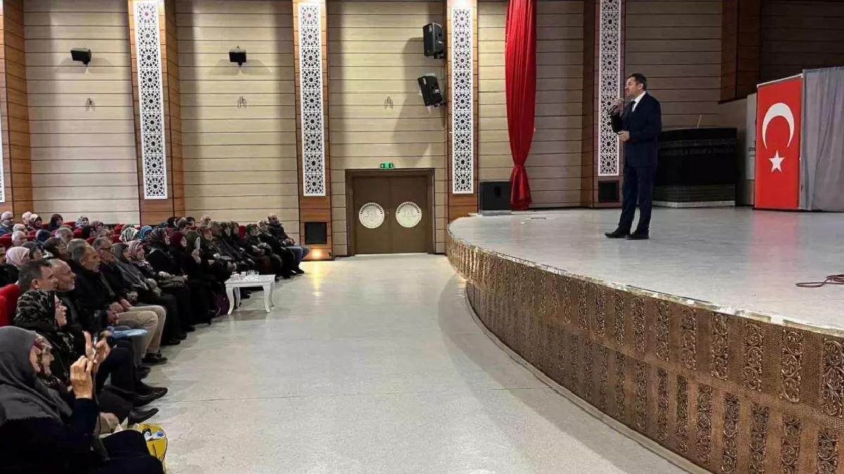 Erzincan’da Hac Eğitim Semineri Düzenlendi
