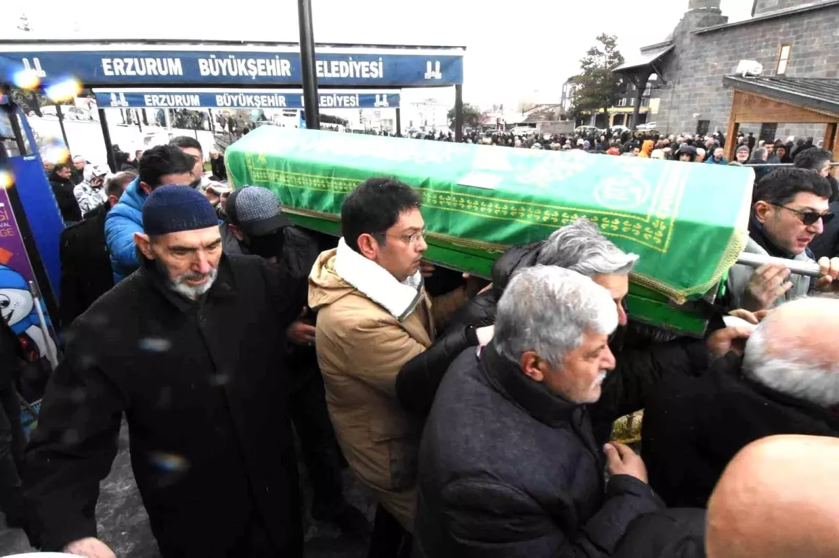 Erzurum’un Renkli İsimlerinden Tahsin Bayramoğlu Son Yolculuğuna Uğurlandı