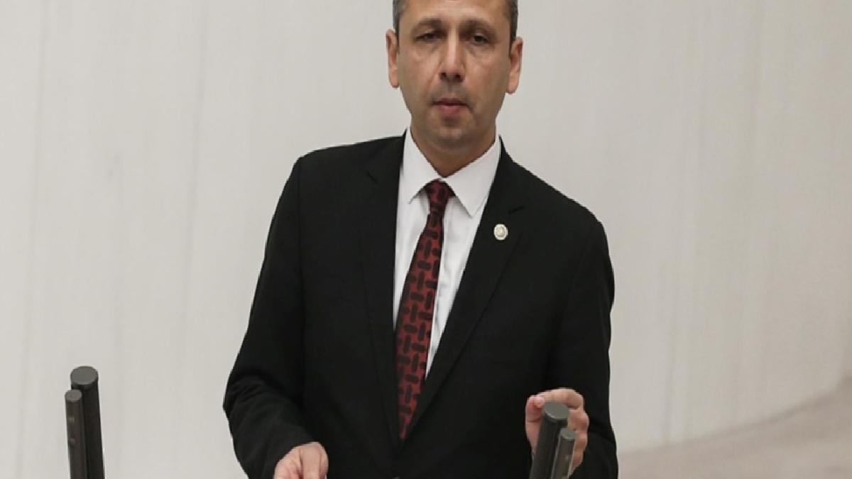 Eski milletvekili Burak Erbay, TBMM Genel Kurulunda kürsüye zarar vermişti: Cezası belli oldu